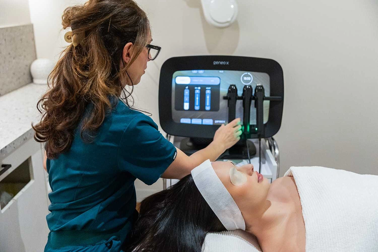 What Is a HydraFacial and What Does It Actually Do to Your Skin